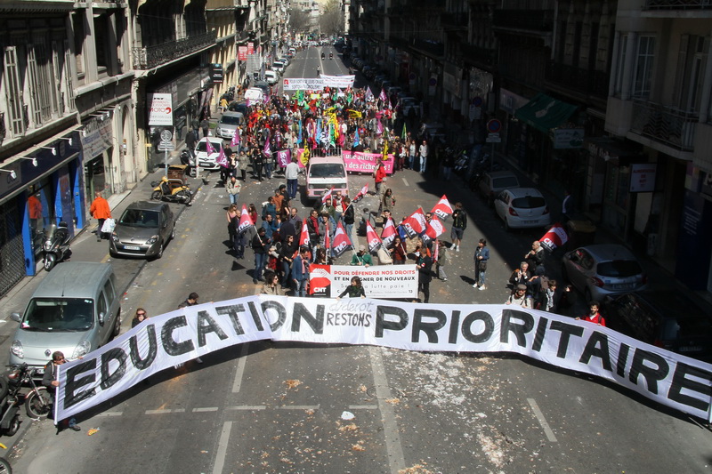 Education : grève le 8 octobre 2015 contre l'austérité !