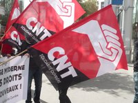 Marseille - Salarié.e de la "zone touristique" (Terrasses du Port, Docks...), pour défendre tes droits et en gagner de nouveaux, viens voir le syndicat !