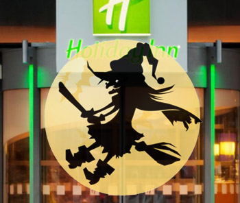 Mardi 31 oct : Halloween des révolté-es de la sous-traitance hôtelière