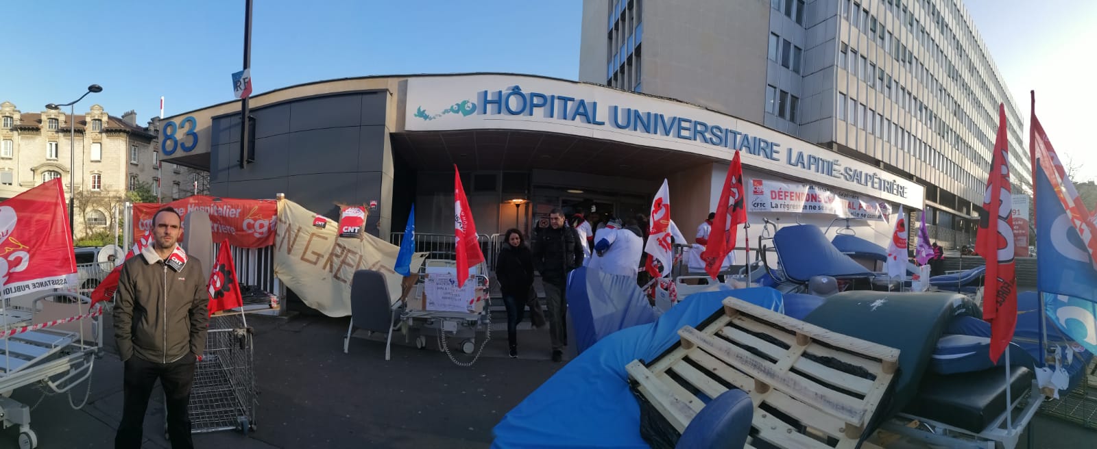 Pour la défense de l'hôpital public et les retraites : "opération coup de poing" à la Salpétrière