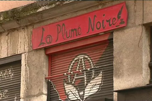 [LYON] Solidarité avec la librairie "La Plume noire" attaquée par les fascistes