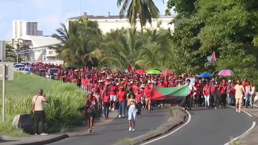 Vie chère : solidarité avec la lutte en Martinique et dans les « outre-mers »!