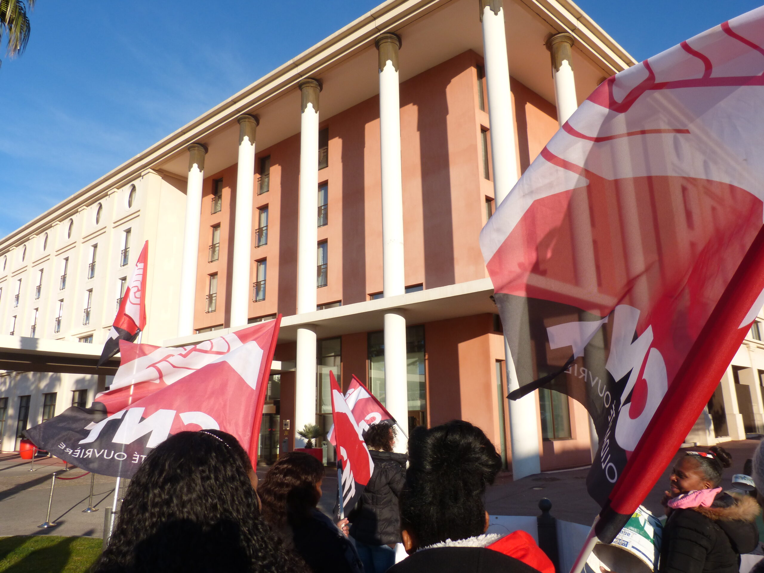 Poursuite de la mobilisation dans la sous-traitance hôtelière