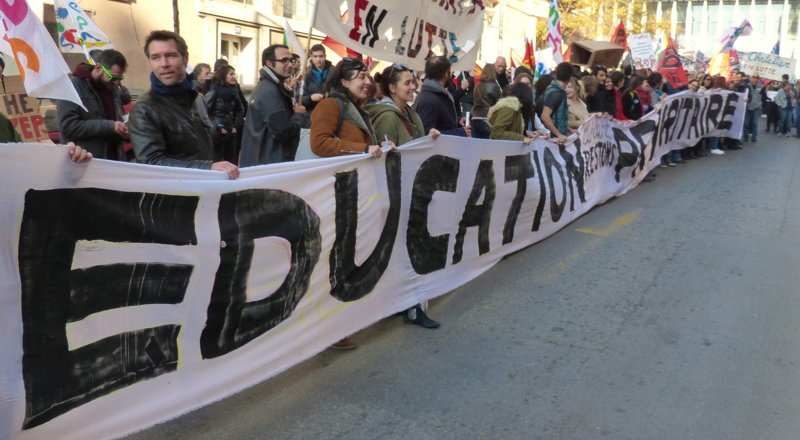 Moblisation du collectif des Assistants d'Education